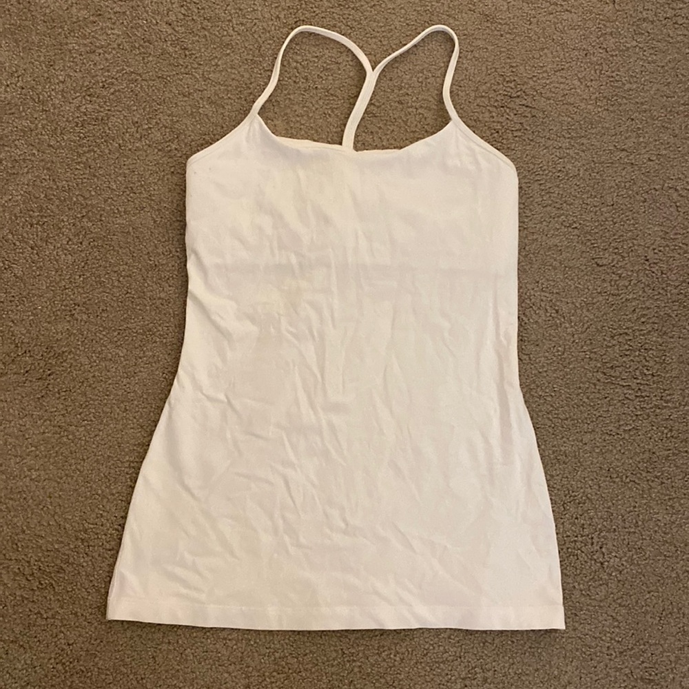 white lululemon tank